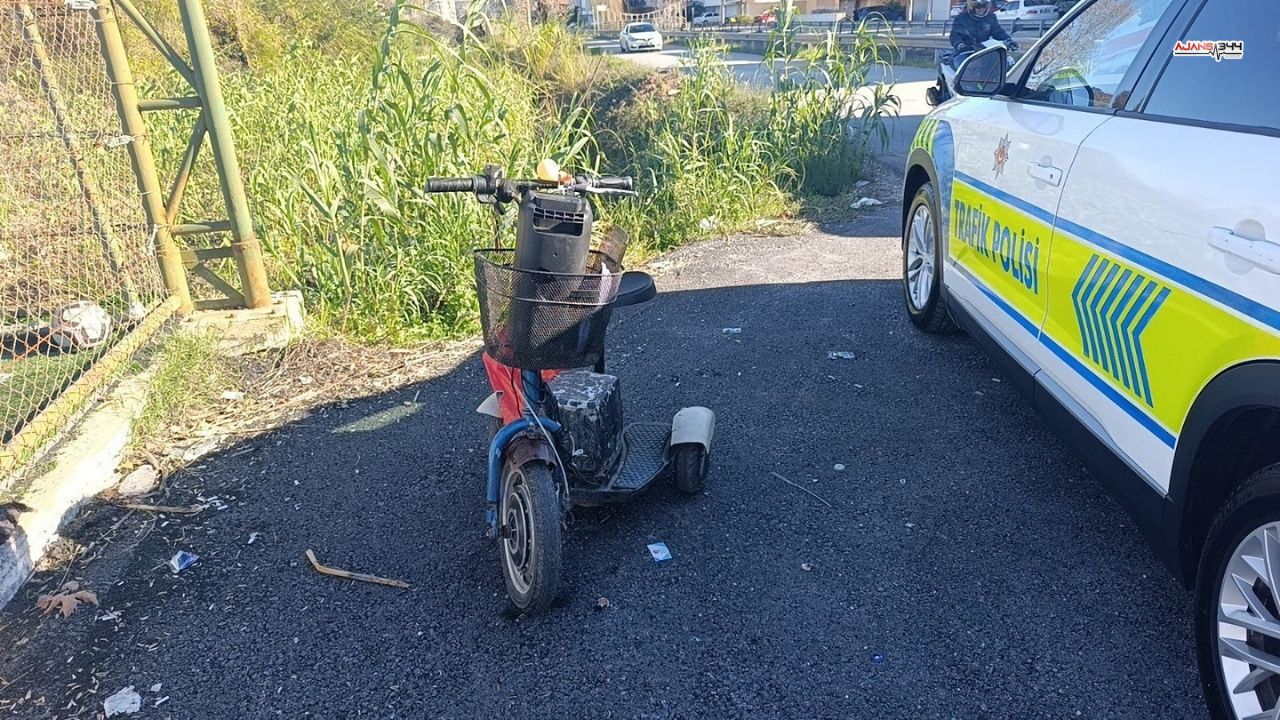 Yoldaki Çukura Düsen Alkolü Sürücü Ajans344 (2)