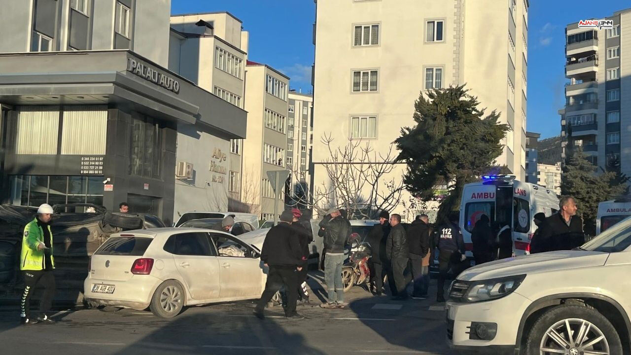 Ağcalı Yokuşu’nda Korkutan Kazada Ekipler Seferber Oldu (1)