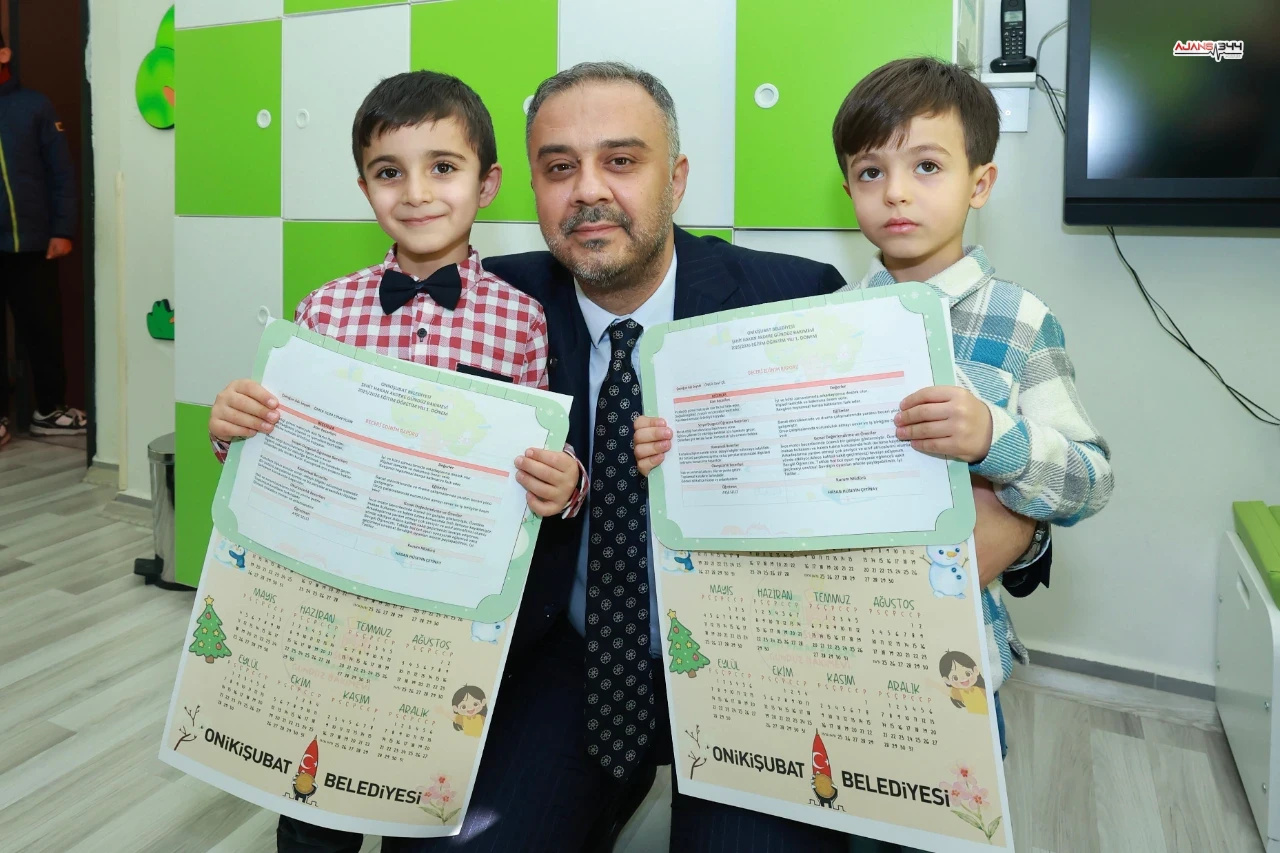 Başkan Toptaş’a Karne Gününde Miniklerden Doğum Günü Sürprizi! (9)