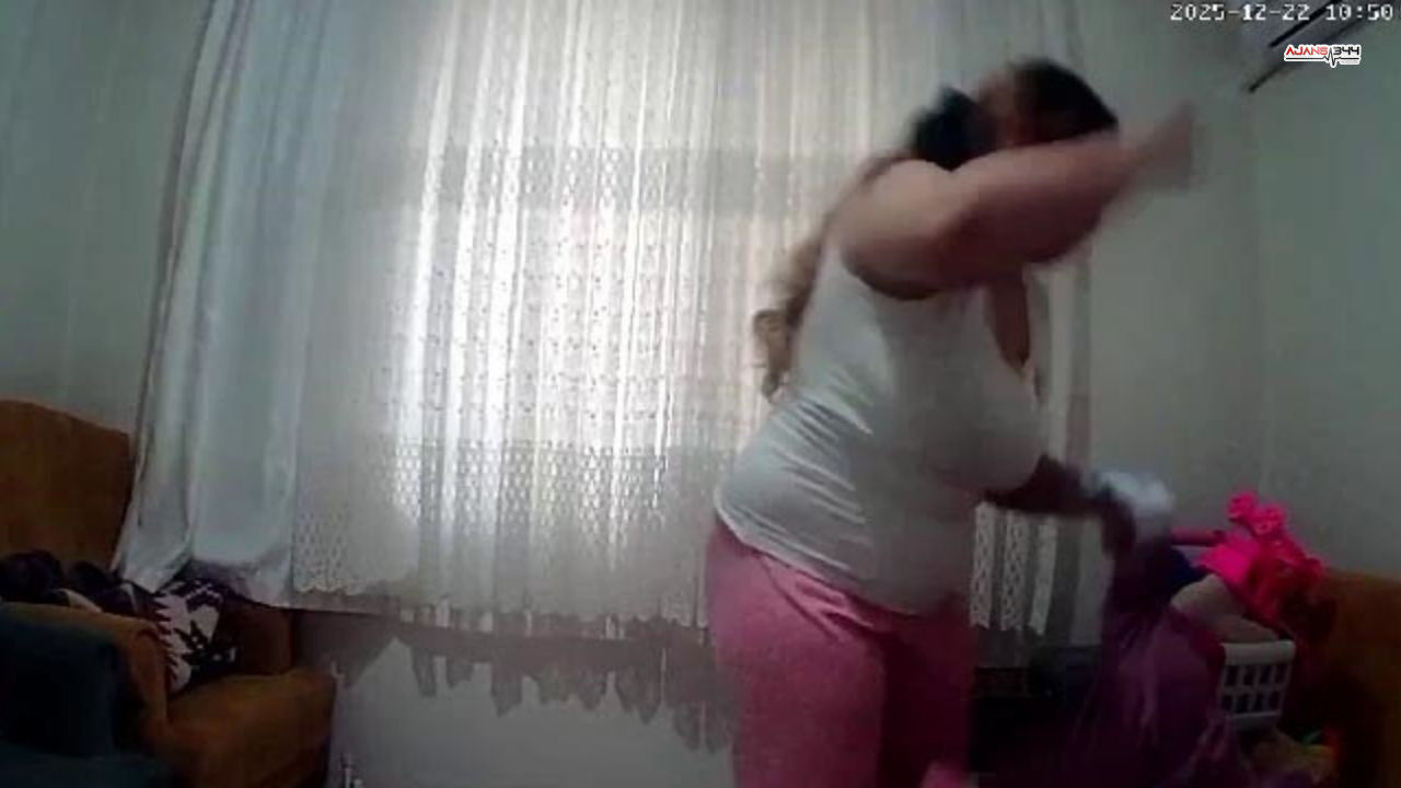 Bir Yaşındaki Bebeğine Şiddet Uygulayan Anne Gizli Kameraya Yakalandı Ajans344 (1)