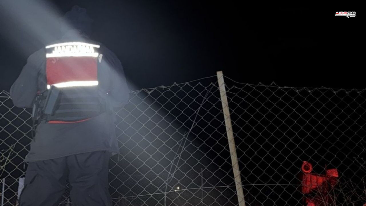 Havuza Düsen Çocuk Ajans344 (1)