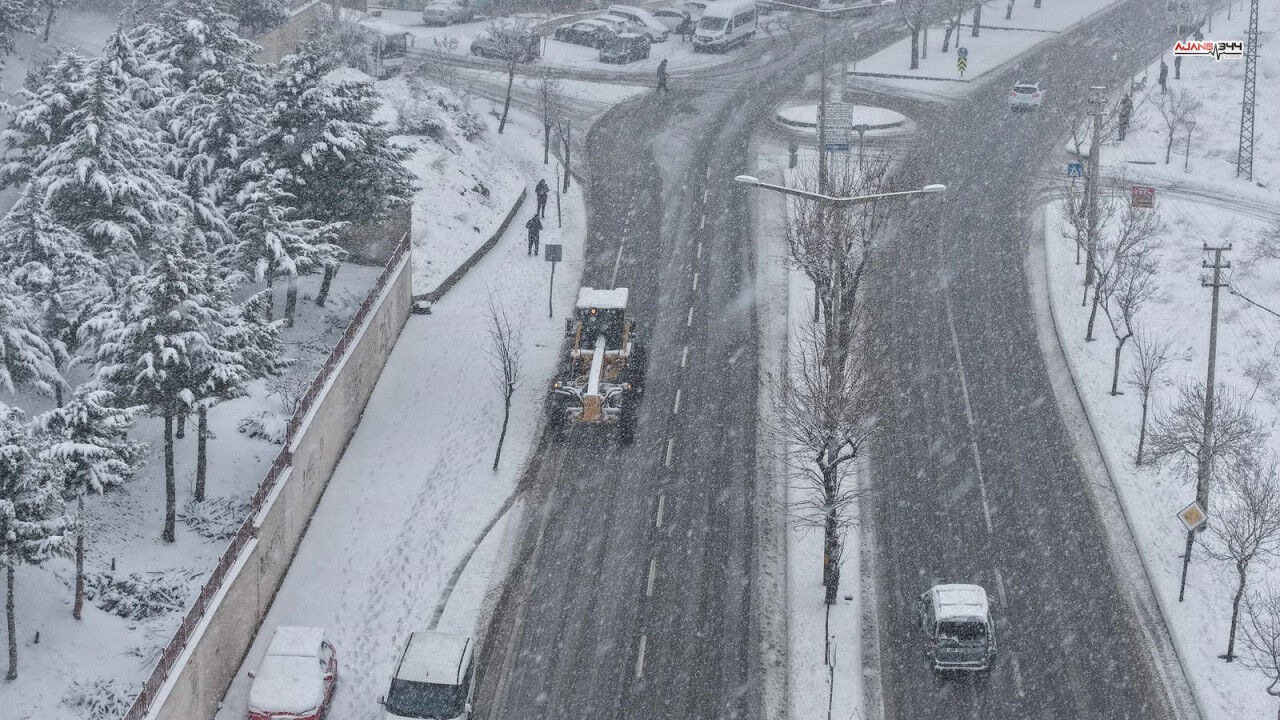 Kahramanmaraş’ta Kar Yağışına Anında Müdahale (4)