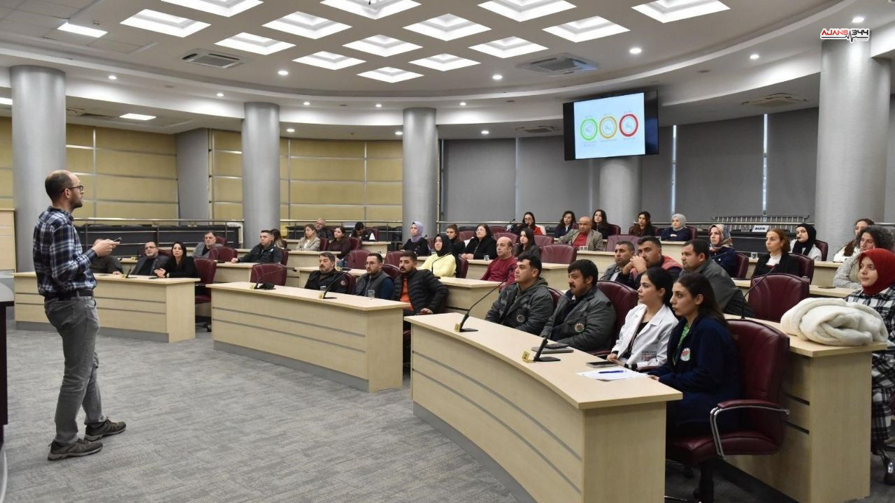 Yaslı Dostu Ajasn344 (1)