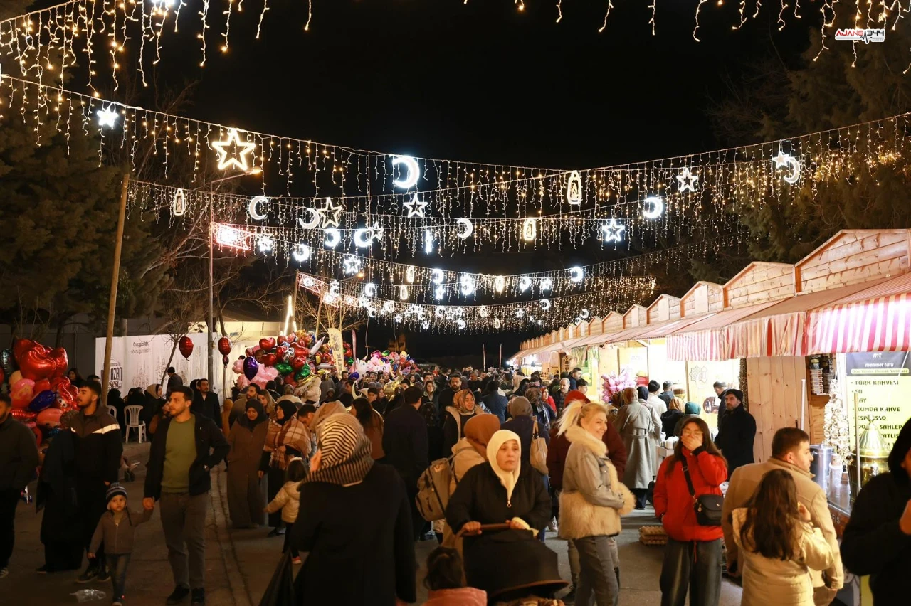 Başkan Toptaş, Ramazan’ın Bereketini Vatandaşlarla Paylaştı (8)