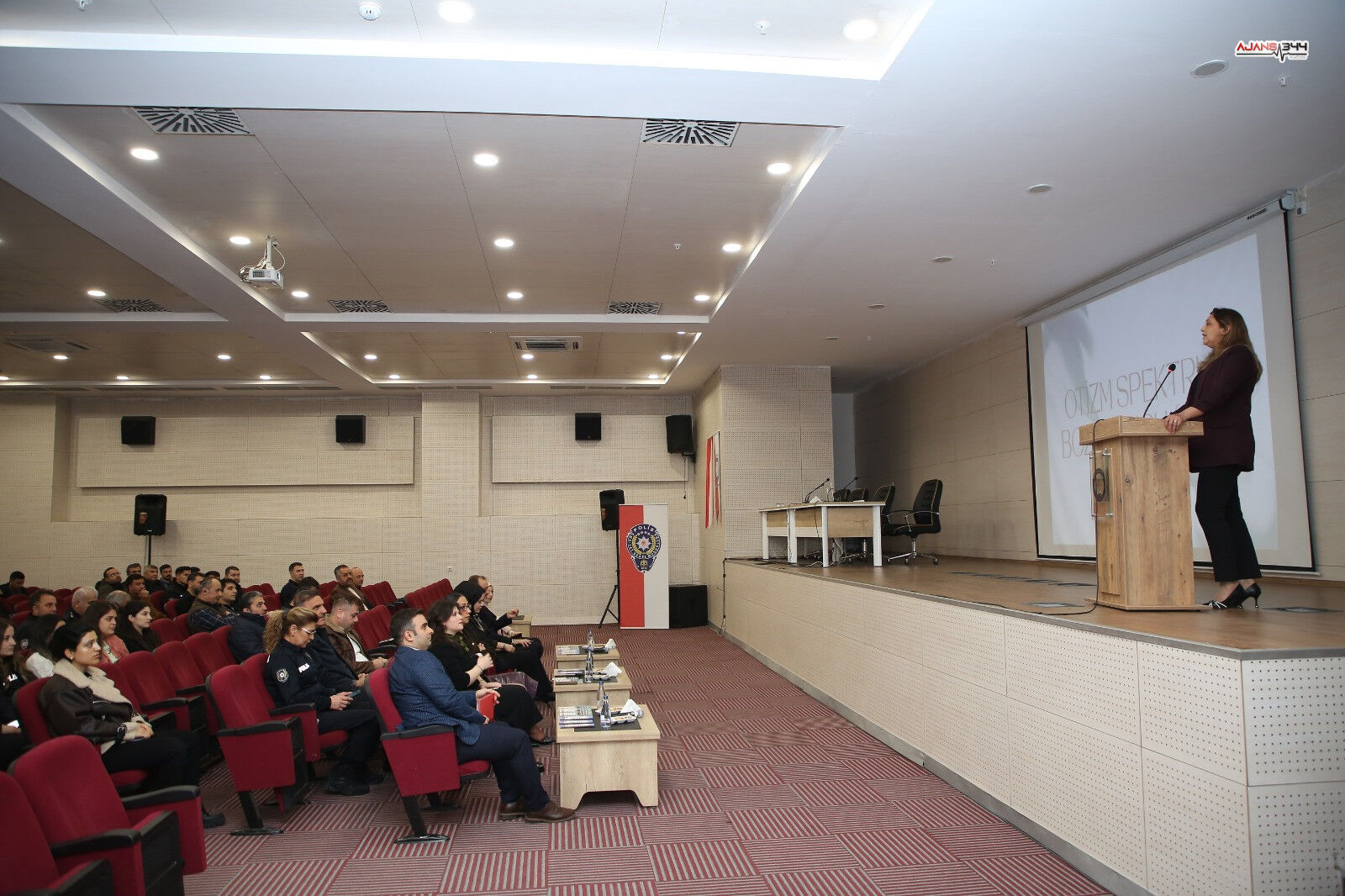 H Ay O M E G X I A A M Tkj