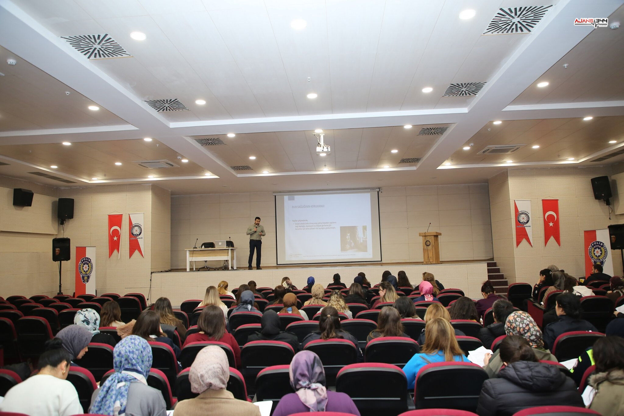 H B X O O U M W Y A Arv Oc