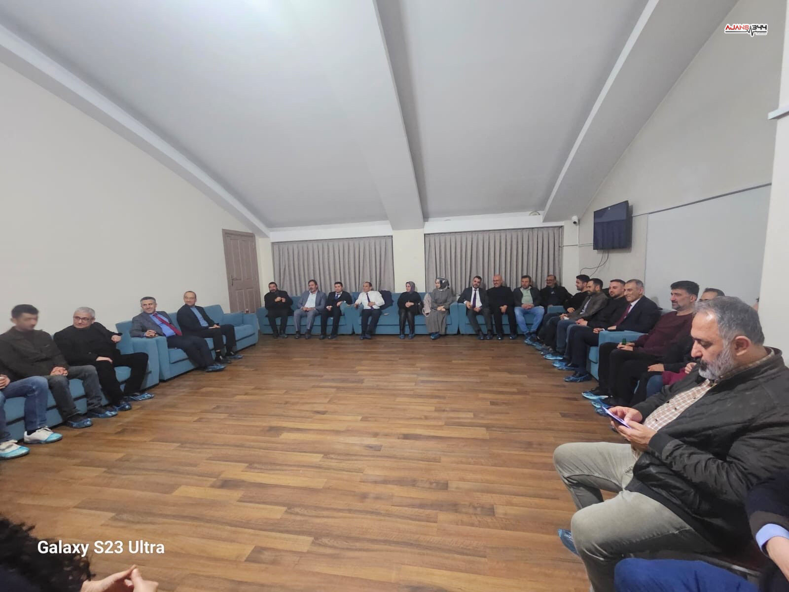 H B8S9V W0 A E P Q Vu