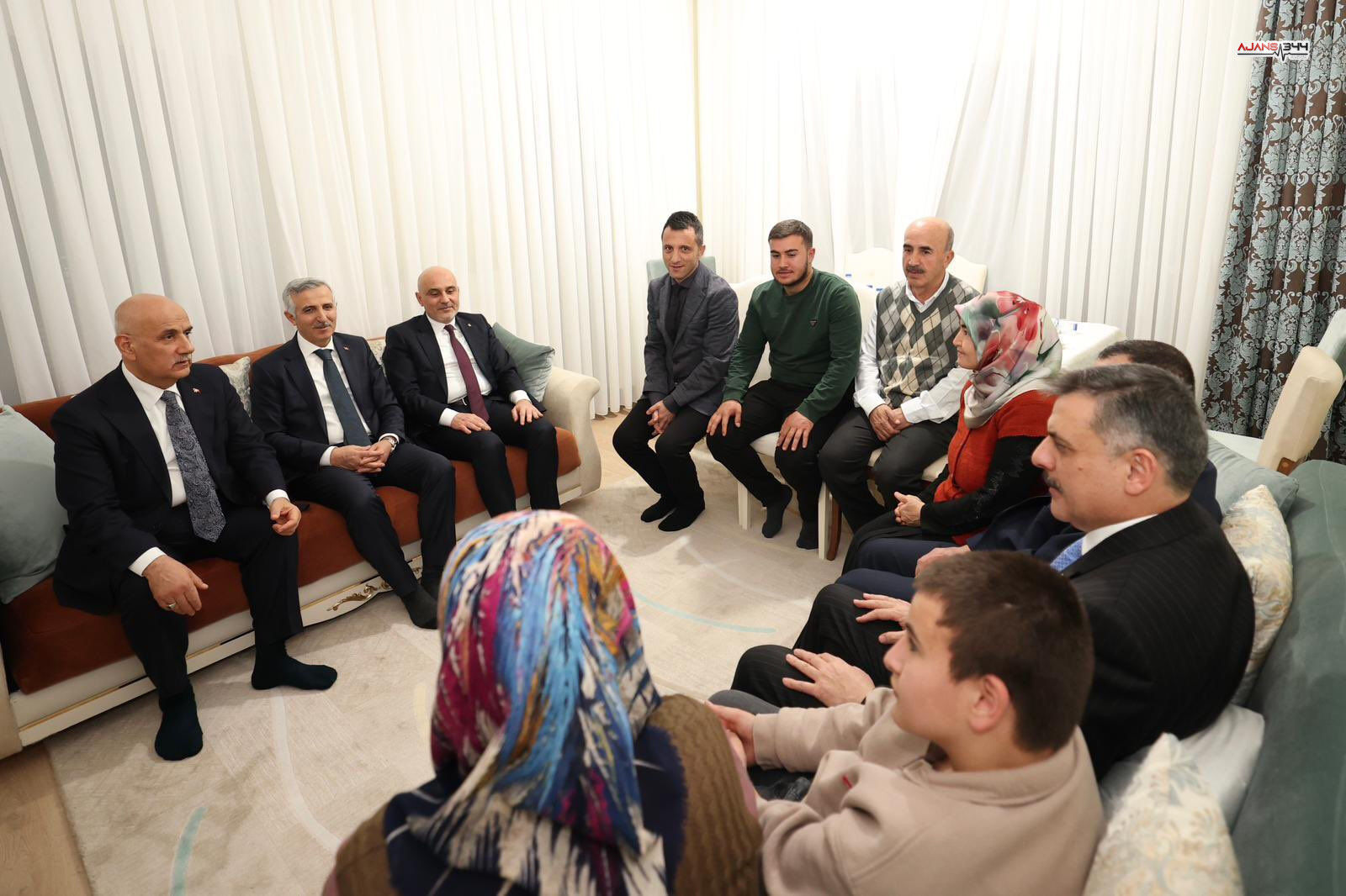 H Bo C G I X M A Ec Zs