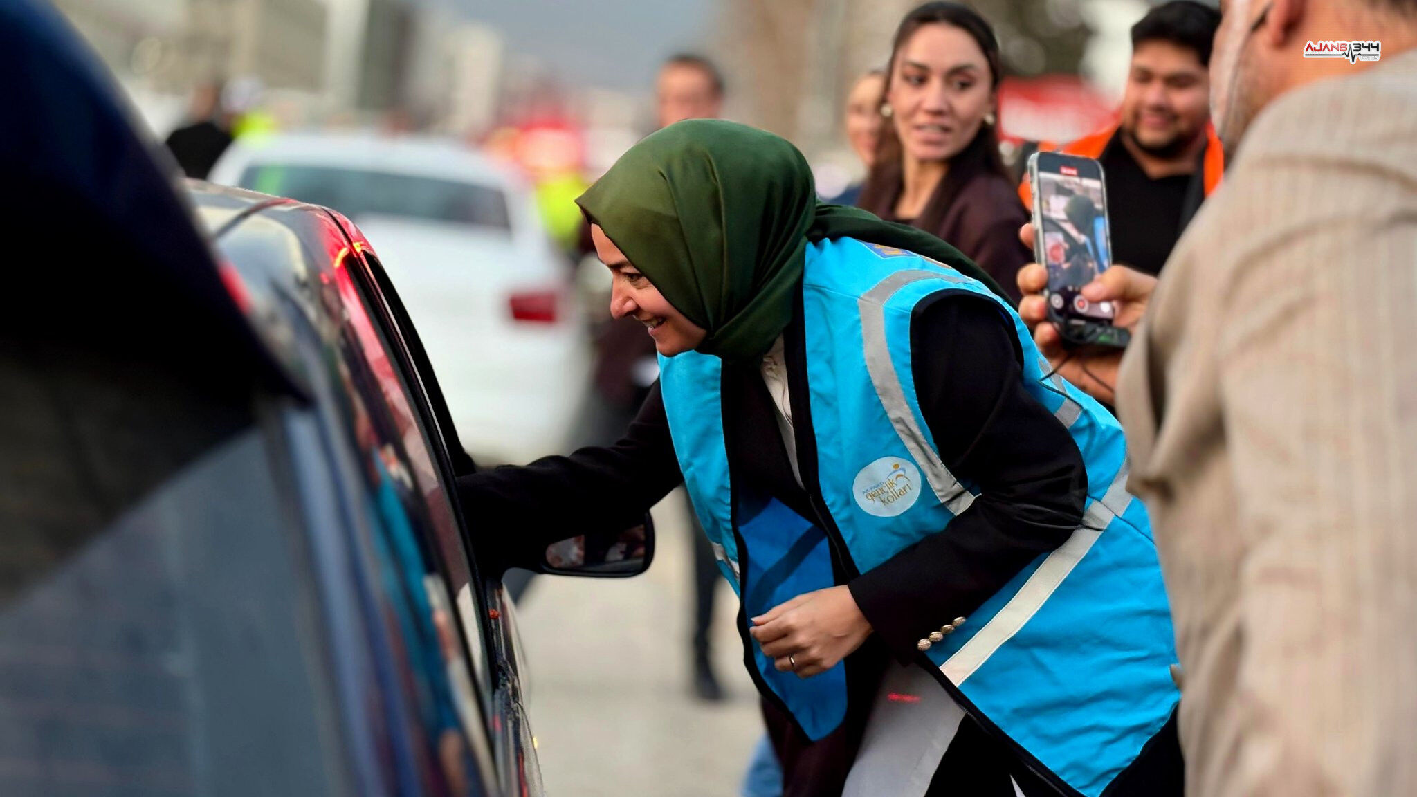 H Br0B Js W I A A L Uf2