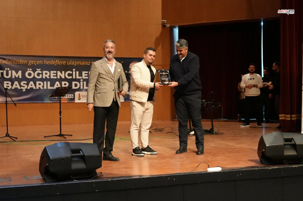 Onikişubat Belediyesi Yks Ve Kpss Kazandıran Taktikler Kampı Büyük Ilgi Gördü (3)