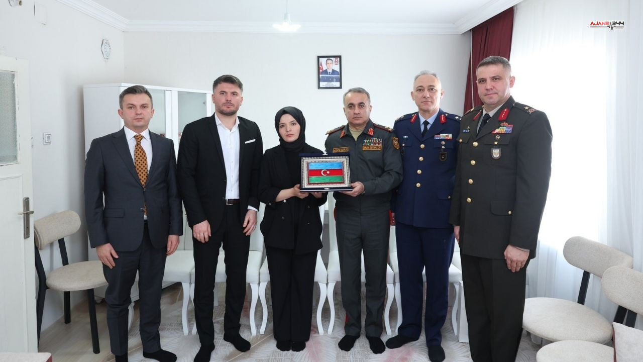 Vali Ünlüer’den Şehit Emre Altıok’un Ailesine Taziye (2)