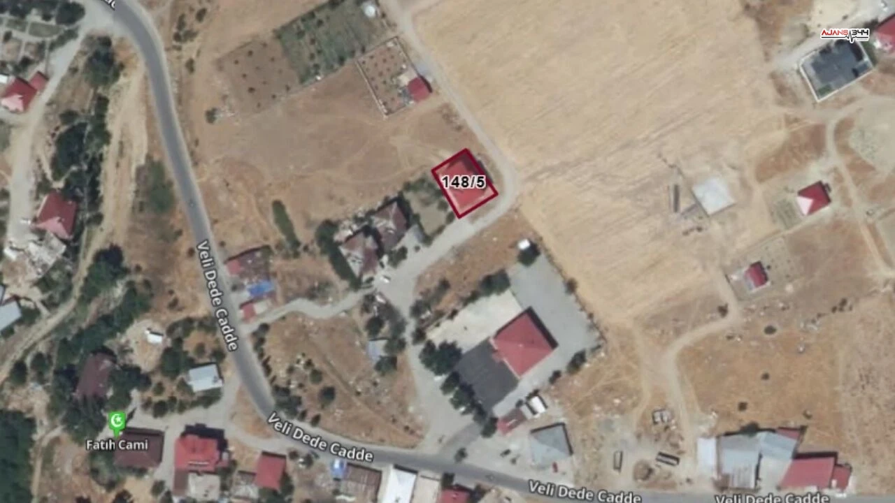 Kahramanmaras Onikisubatta Daire Icradan Satisa Cikarildi