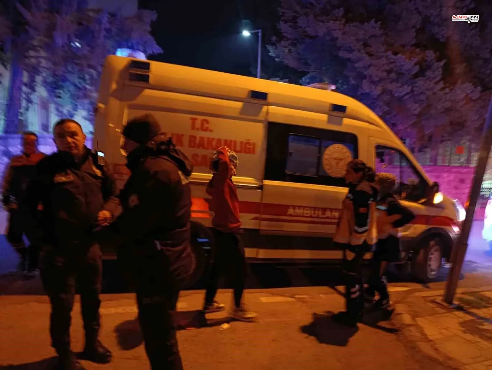 Kahramanmarasta Gencler Birbirini Bicakladi 3 Yarali 2