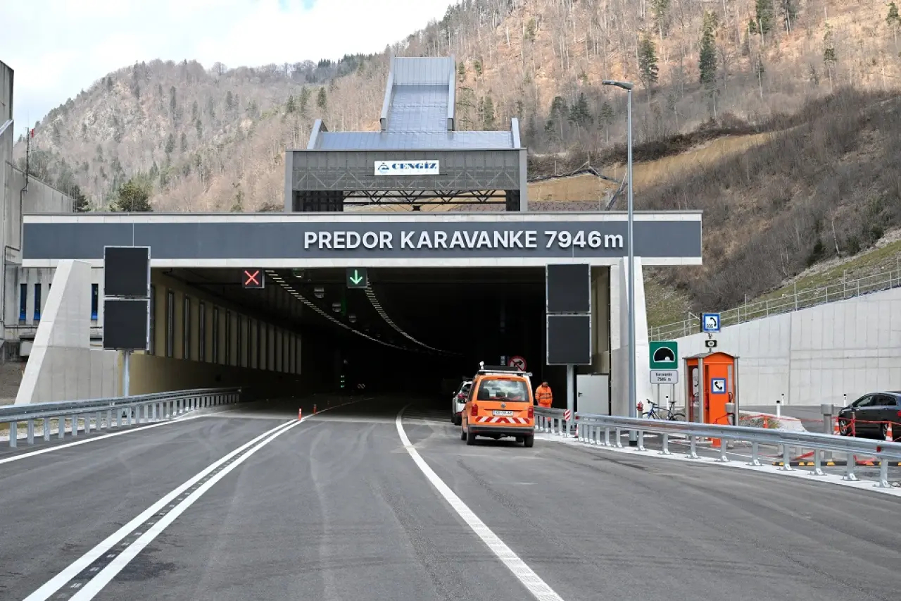 Avrupa’nın Stratejik Geçidi Hizmete Açıldı 1