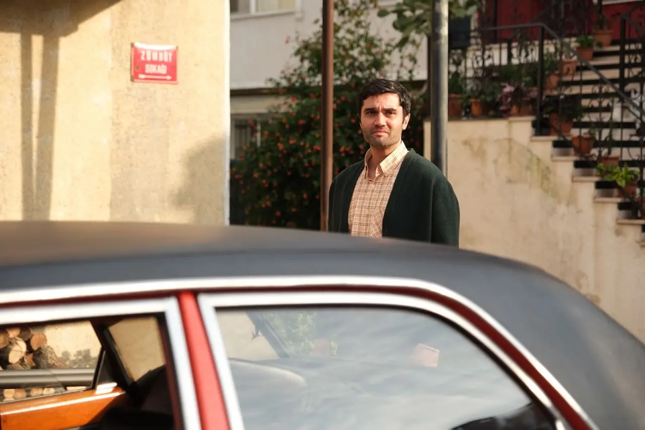 ÇATLI Avrupa Vizyonu Öncesi Yeni Klip Paylaşıldı 14