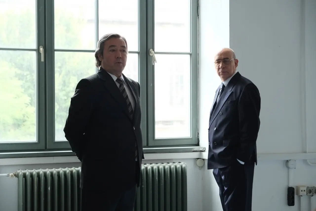 ÇATLI Avrupa Vizyonu Öncesi Yeni Klip Paylaşıldı 2