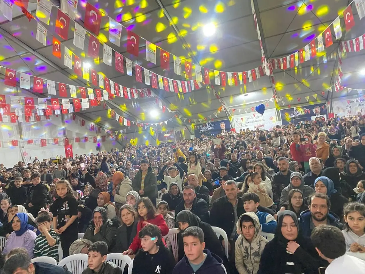 Celal Karatüre Ramazan Sokağı’nda Binlerce Kişiyle Buluştu 19