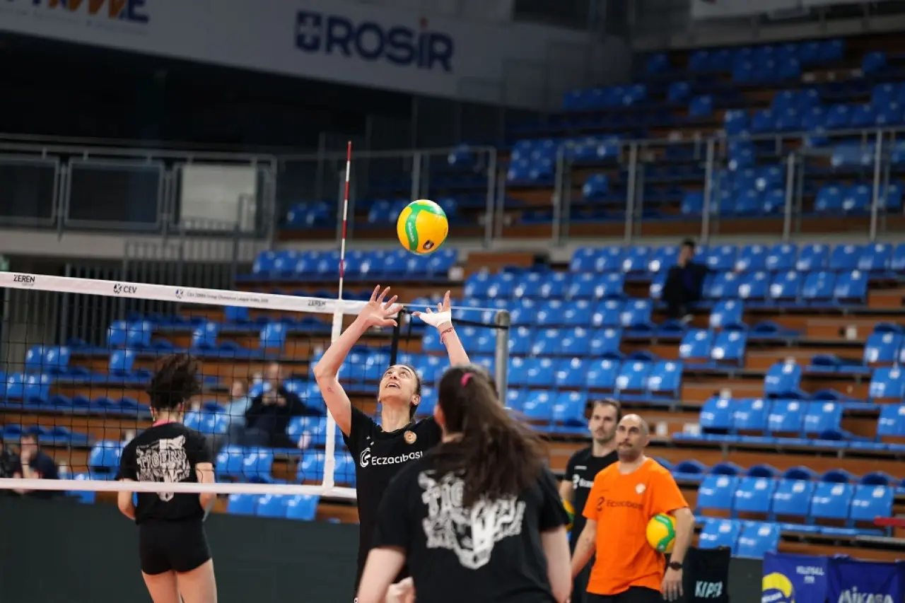 Eczacıbaşı Dynavit, Final Four İçin Polonya’da Sahada 3