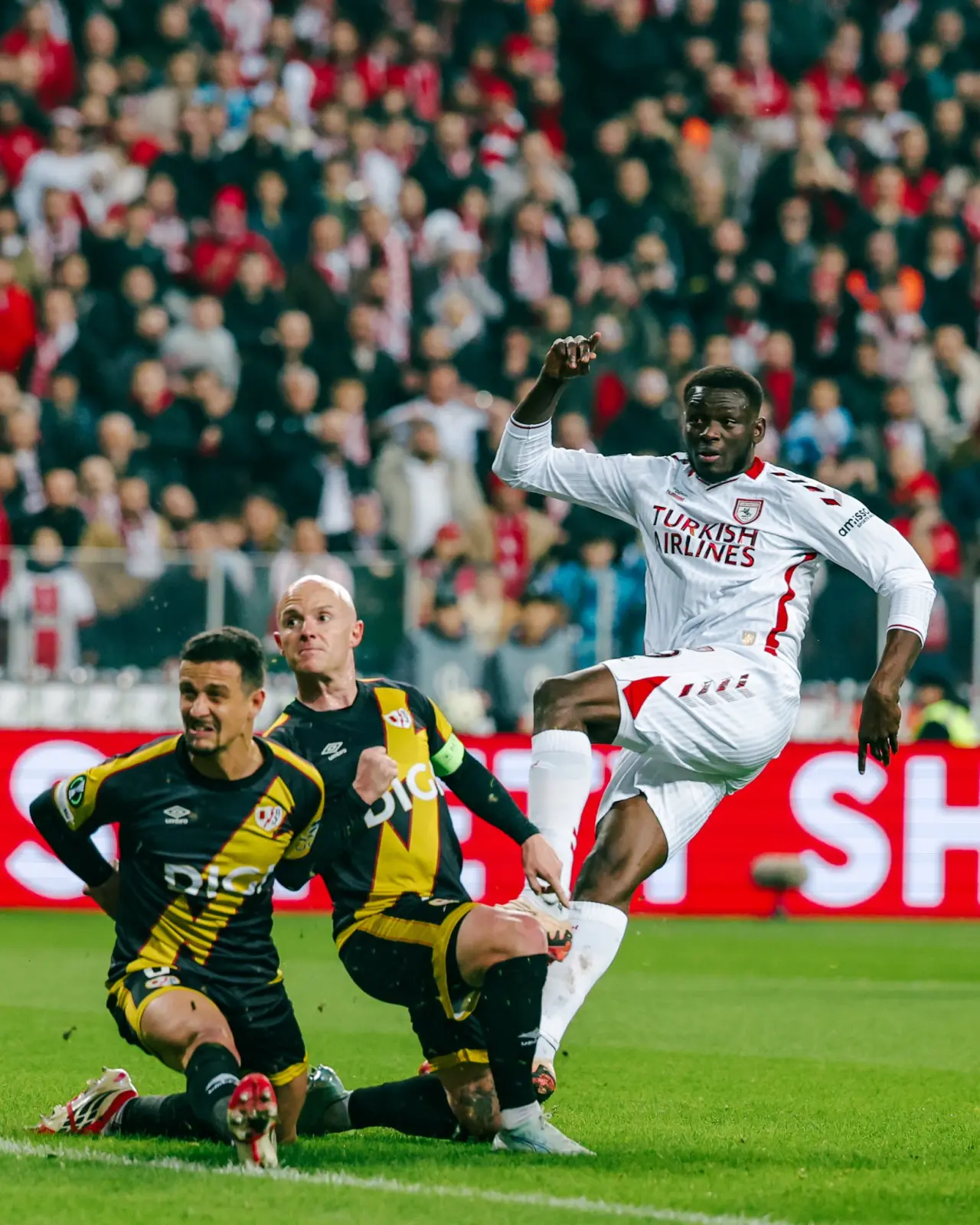 İspanyollar Samsun’dan 3-1 Avantajlı Dönme 3