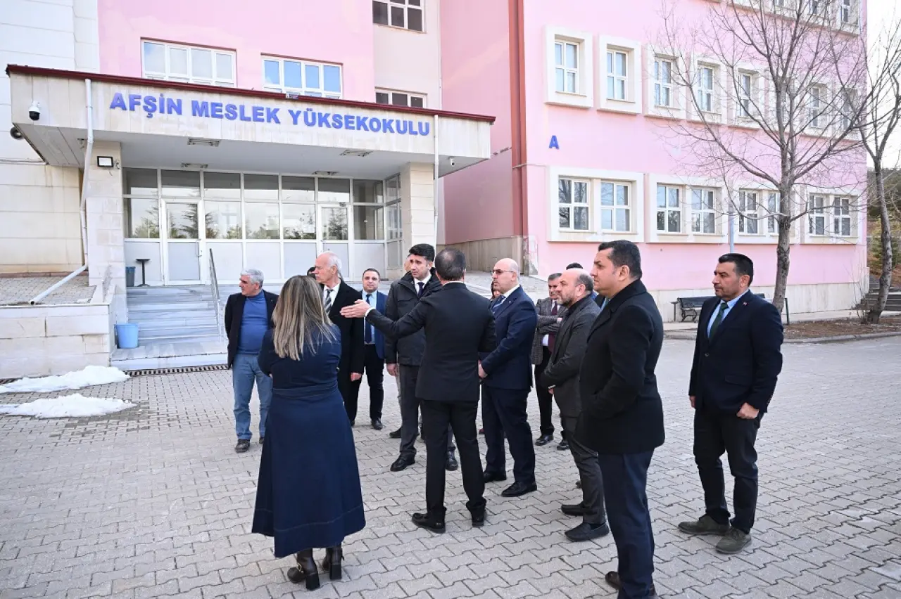 KSÜ Rektörü Ak’tan Afşin’de Eğitim ve İftar Buluşması 12