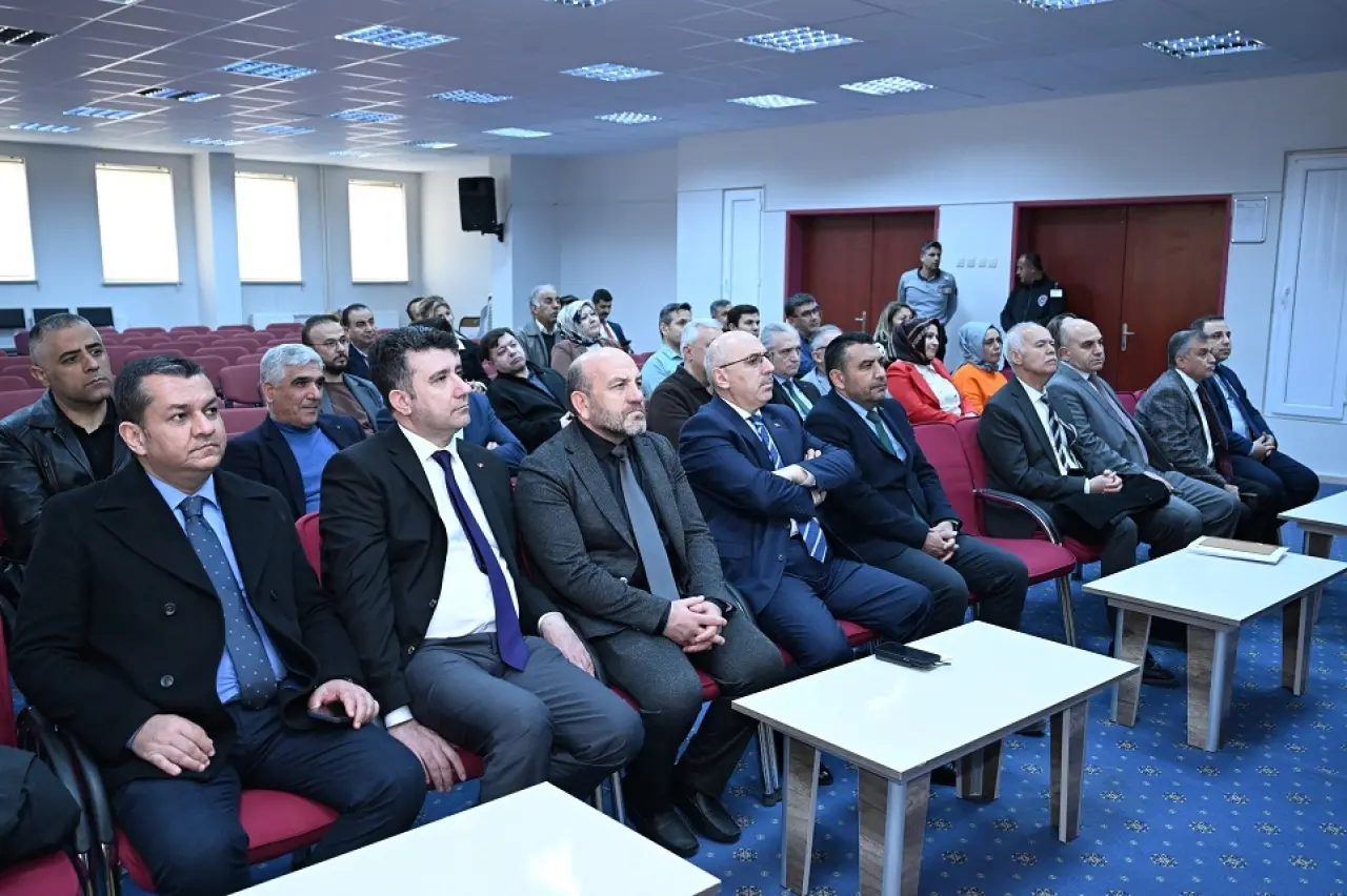 KSÜ Rektörü Ak’tan Afşin’de Eğitim ve İftar Buluşması 1