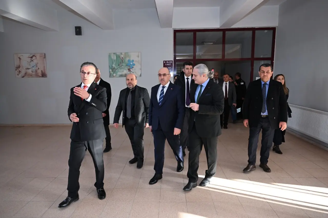 KSÜ Rektörü Ak’tan Afşin’de Eğitim ve İftar Buluşması 6