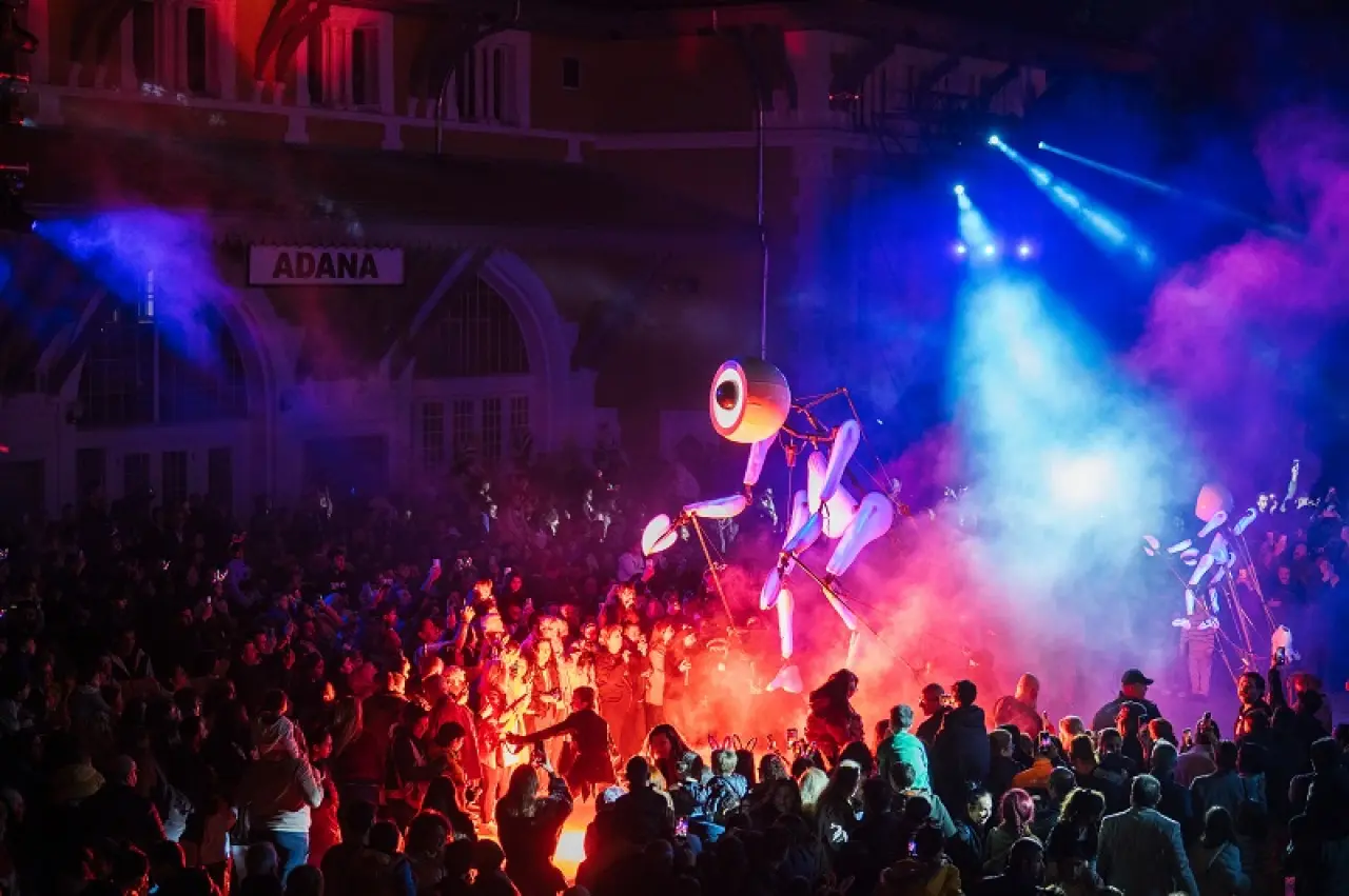 Meral Çetinkaya’ya Anlamlı Ödül Verildi 5