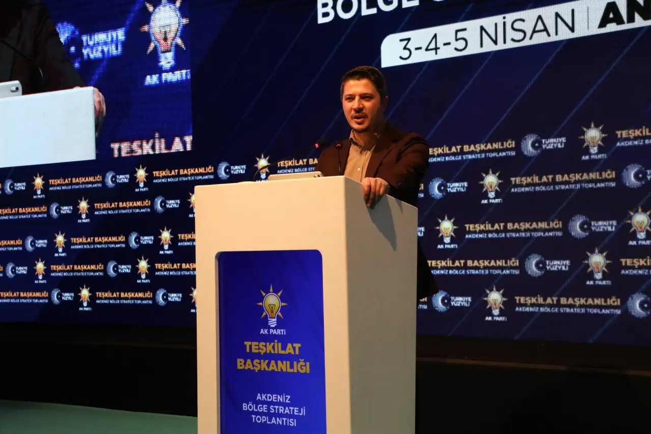 Başkan Gül Akdeniz Bölge Strateji Toplantısına Katıldı 7