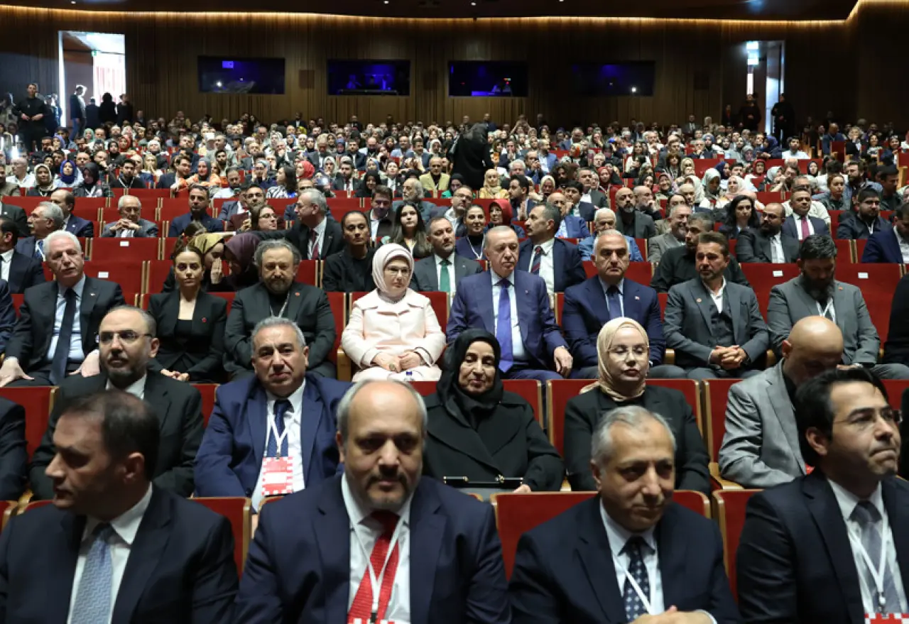 Cumhurbaşkanı Erdoğan, “Bir Adam Yaratmak” Filminin Galasına Katıldı 2