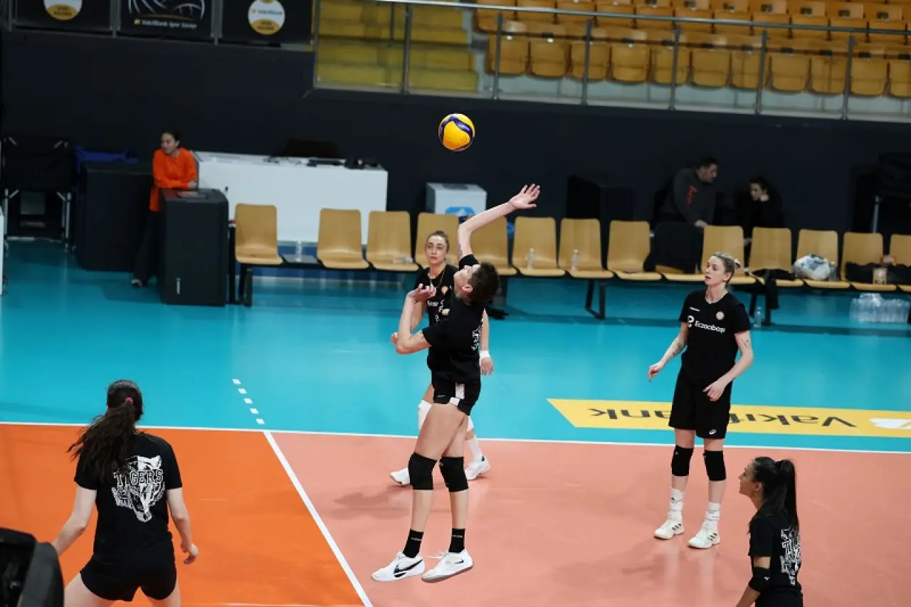 Eczacıbaşı Dynavit Kritik Rövanşta Sahaya Çıkıyor 4