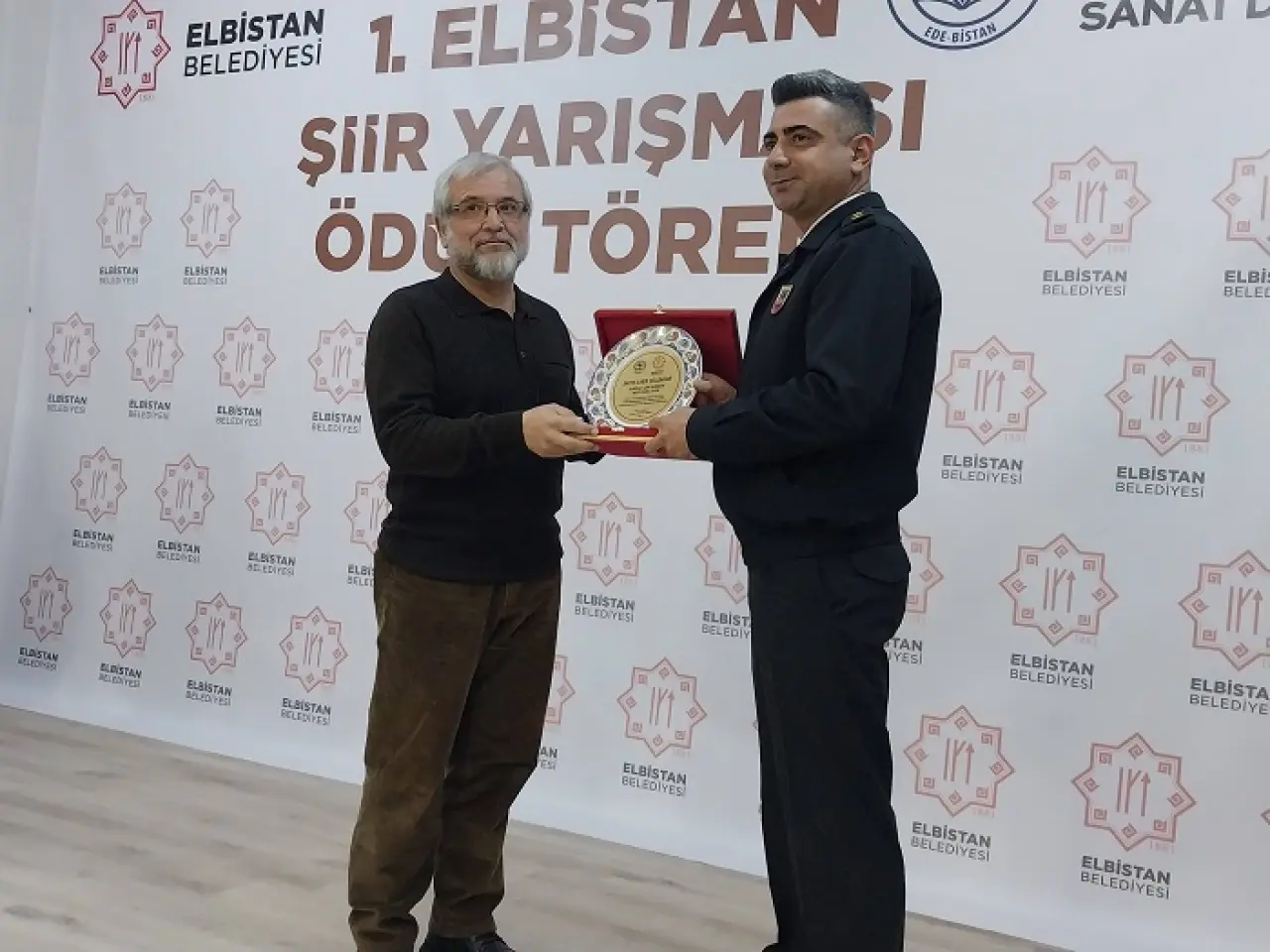 Elbistan'da 1. Şiir Yarışması Ödülleri Dağıtıldı 5