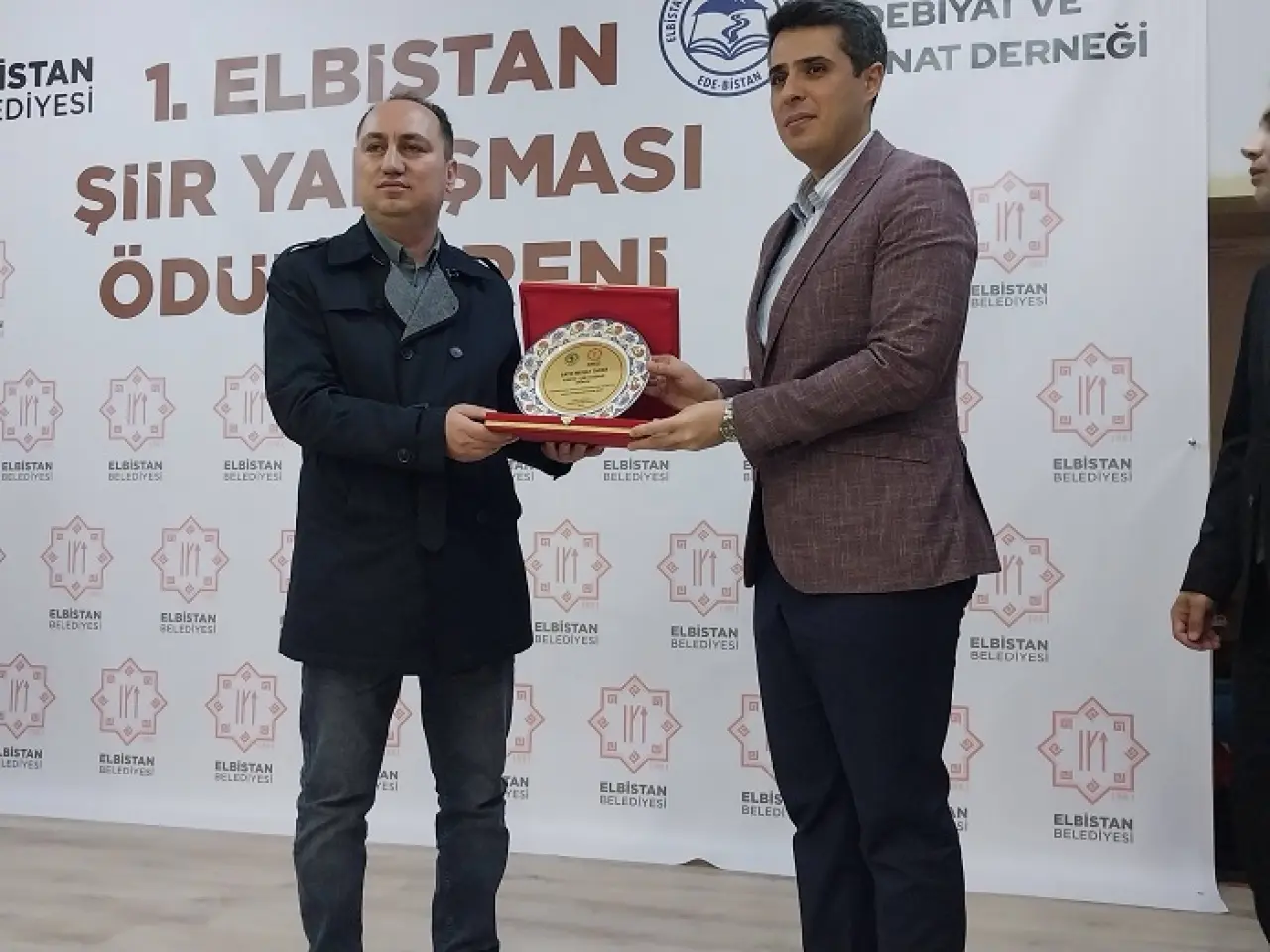 Elbistan'da 1. Şiir Yarışması Ödülleri Dağıtıldı 7