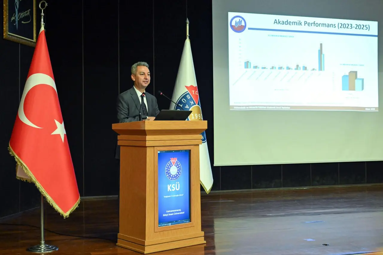 Fakültede Akademik Kurul Toplantısı Yapıldı 4