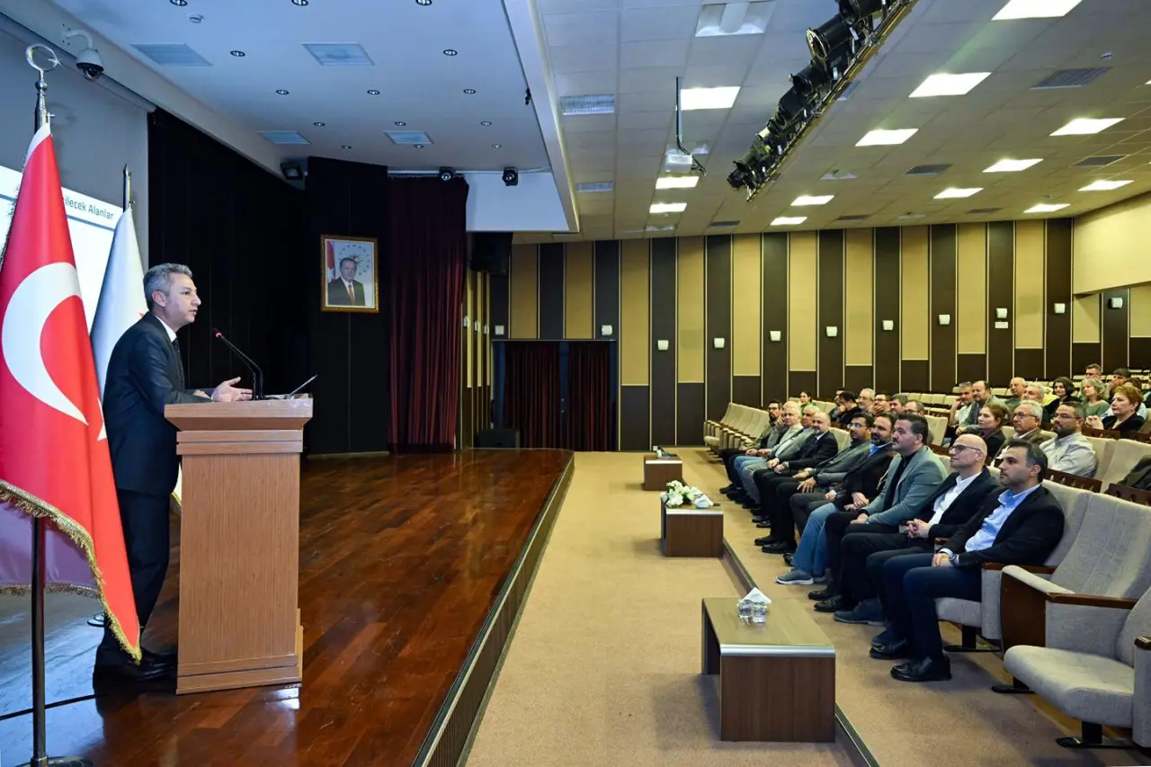 Fakültede Akademik Kurul Toplantısı Yapıldı 7