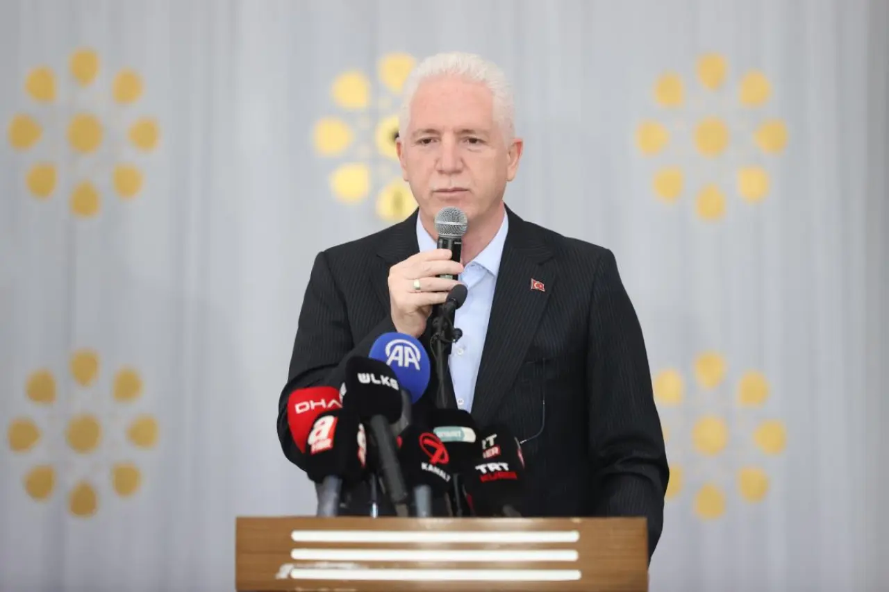 Hac Yolculuğunun İlk Kafilesi Dualarla Uğurlandı 2