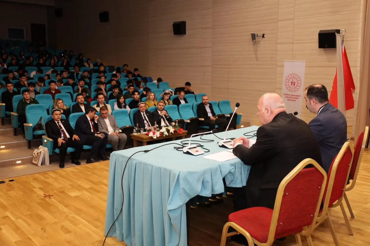 İki Ülke Gençleri Aynı Projede Bir Araya Geldi 8