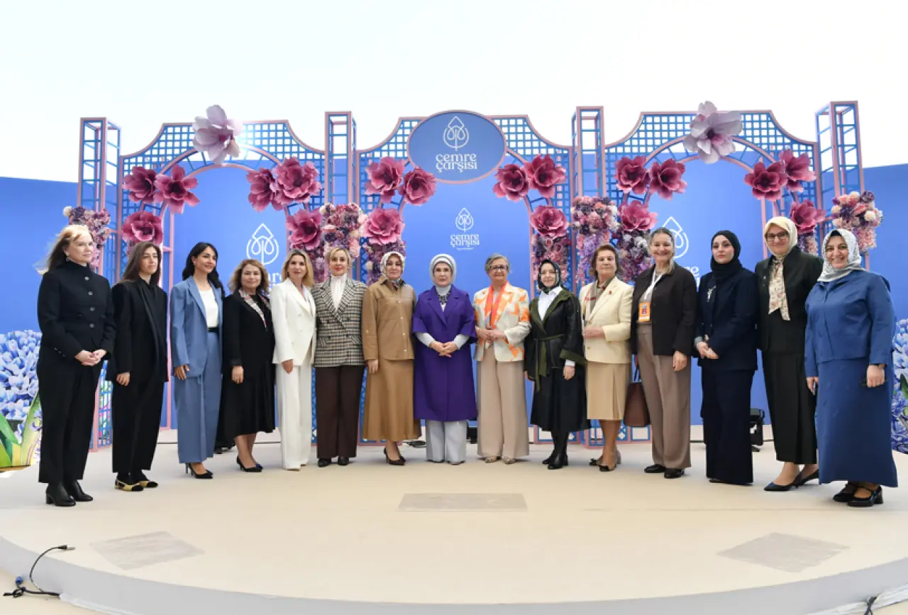 İyiliğin Cemresi Düştü: Emine Erdoğan Cemre Çarşısı’nı Açtı 18