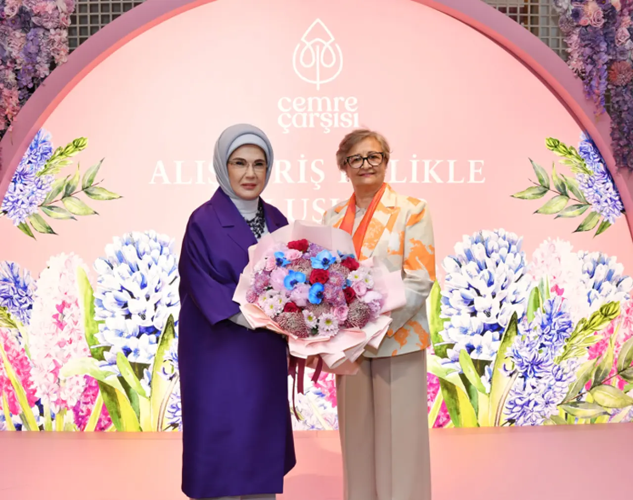 İyiliğin Cemresi Düştü: Emine Erdoğan Cemre Çarşısı’nı Açtı 4