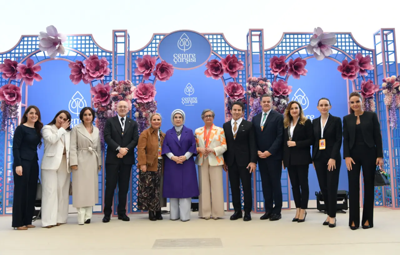 İyiliğin Cemresi Düştü: Emine Erdoğan Cemre Çarşısı’nı Açtı 19