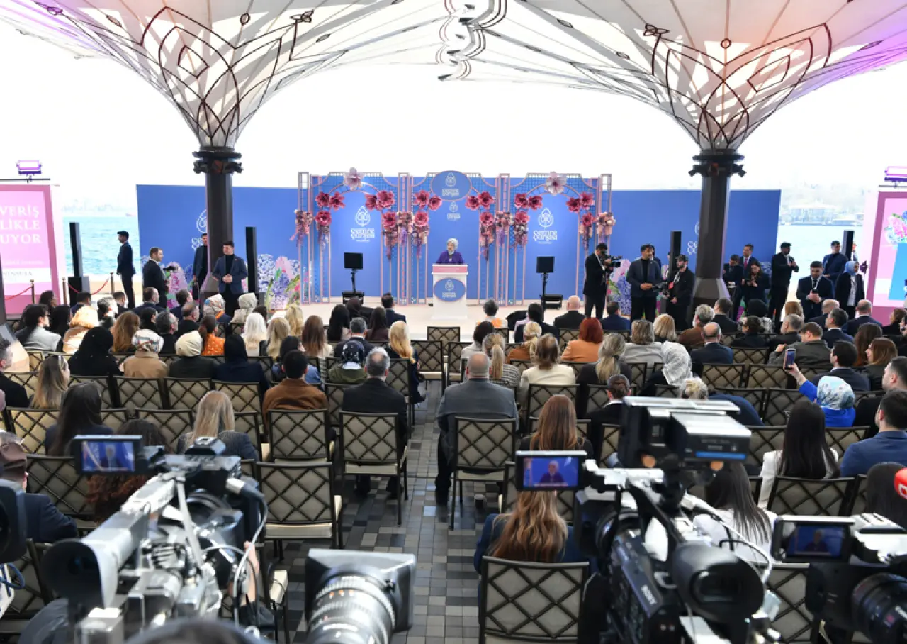 İyiliğin Cemresi Düştü: Emine Erdoğan Cemre Çarşısı’nı Açtı 6