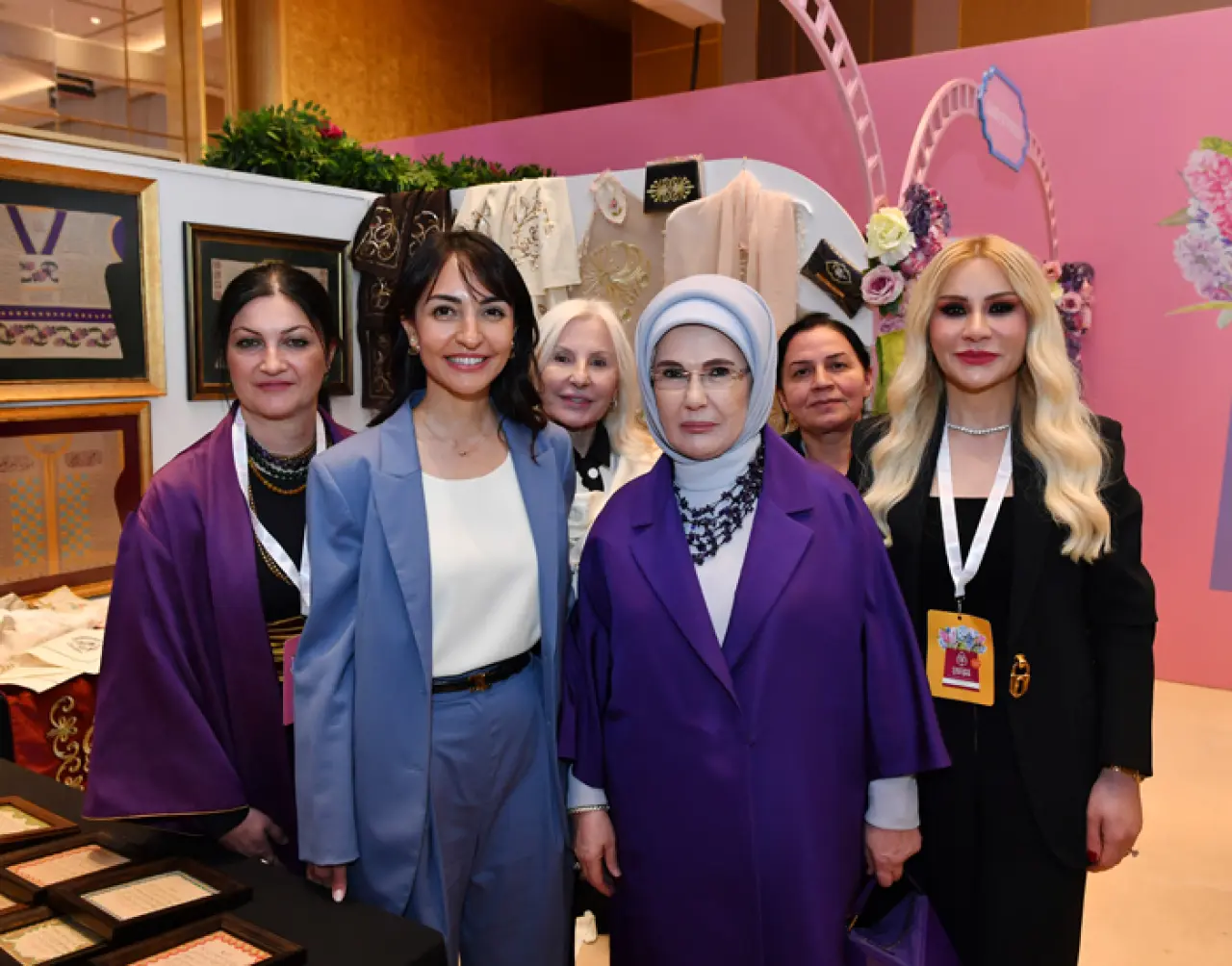 İyiliğin Cemresi Düştü: Emine Erdoğan Cemre Çarşısı’nı Açtı 15