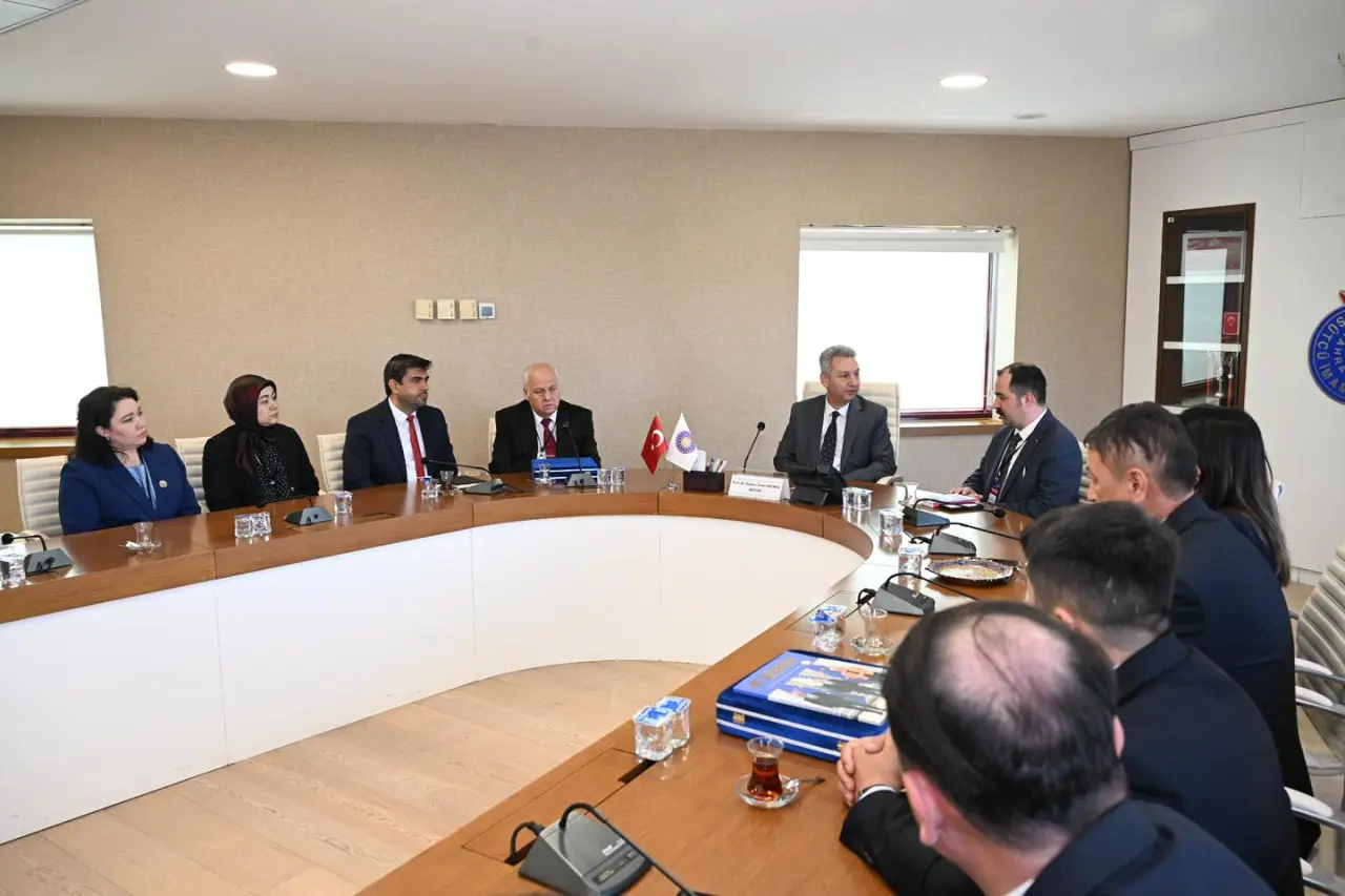 KSÜ ile Özbekistan Üniversiteleri Arasında 3 Anlaşma 2