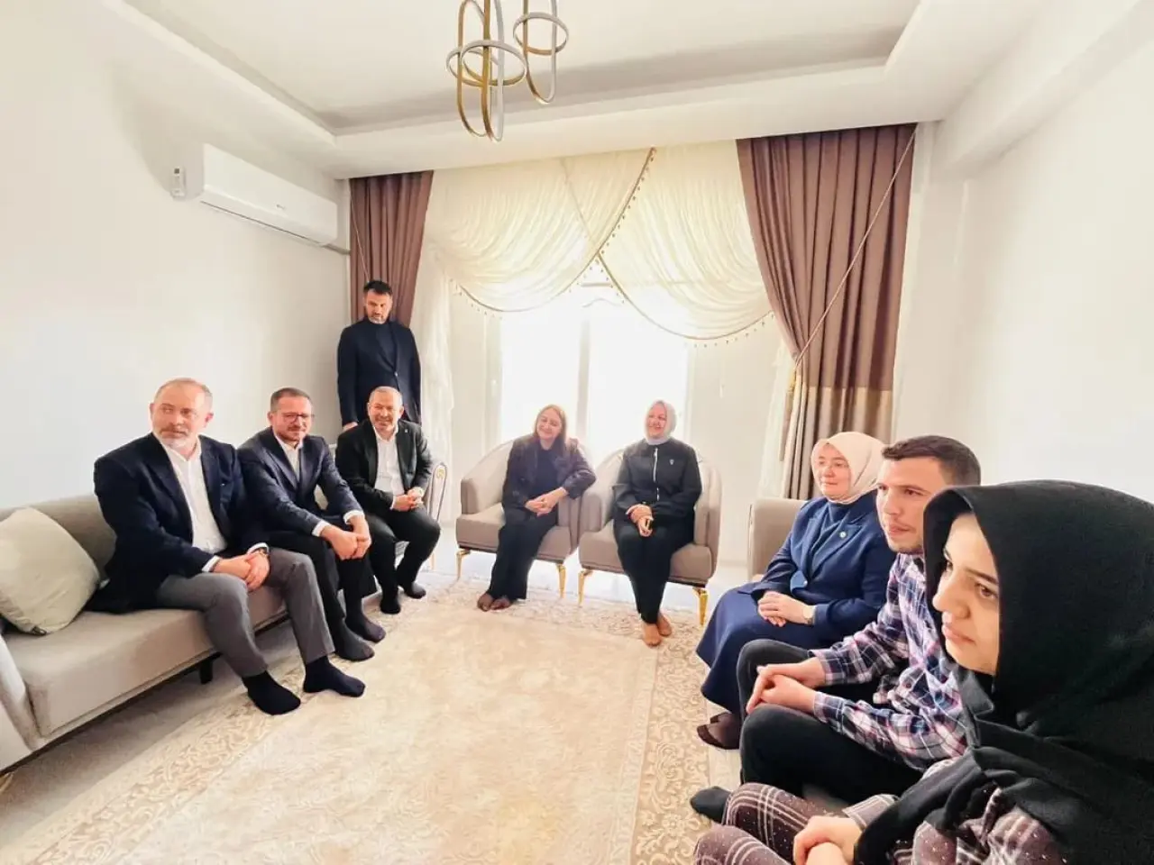 Milletvekili Köksal’dan Ailelere Anlamlı Ziyaret 5