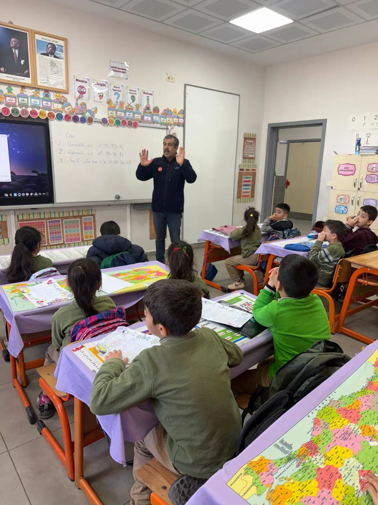 Okullarda Afet Bilinci Eğitimi ve Tatbikat Yapıldı 2