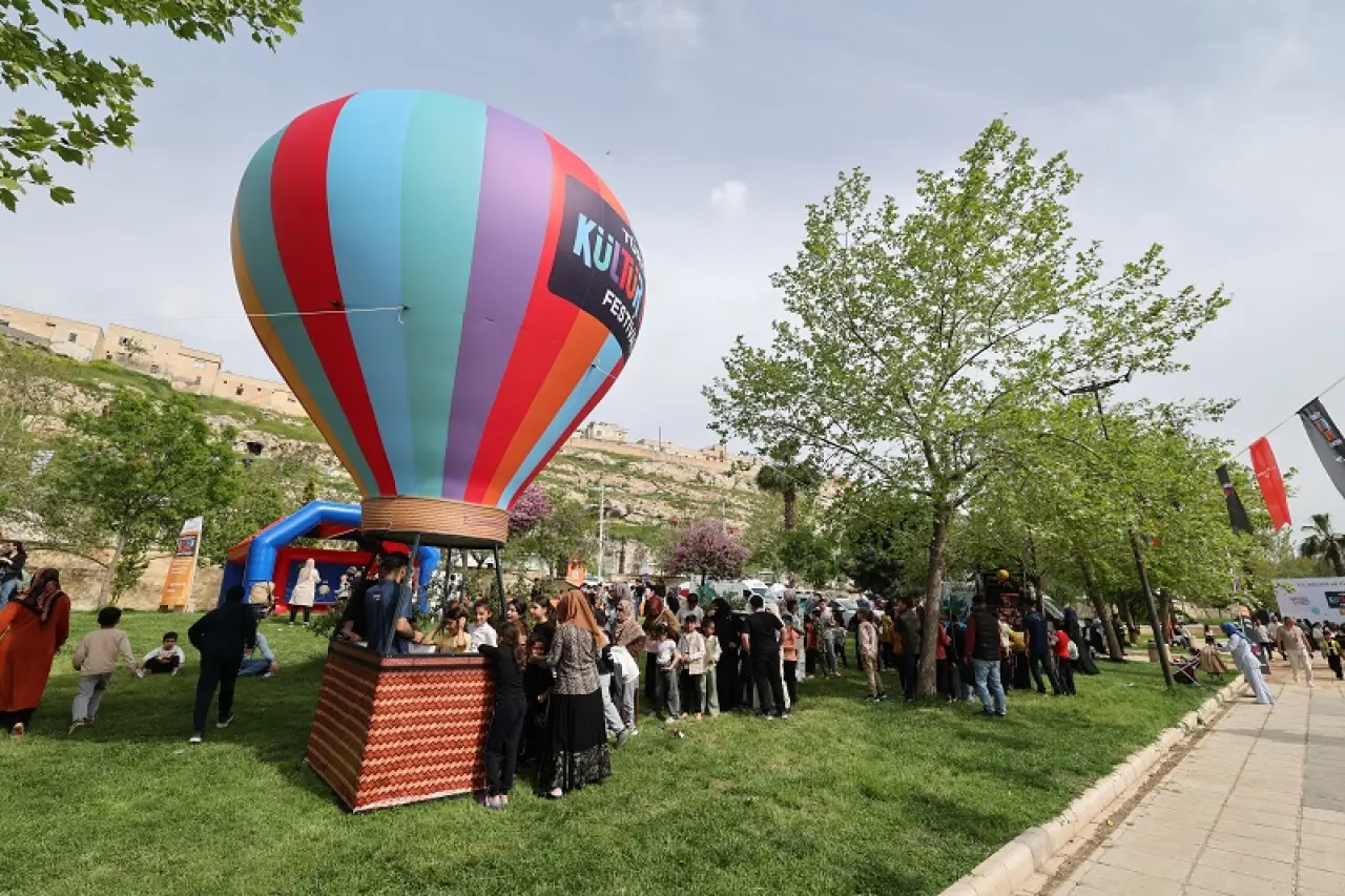 Şanlıurfa Kültür Yolu Festivali Büyük Coşkuyla Başladı 1