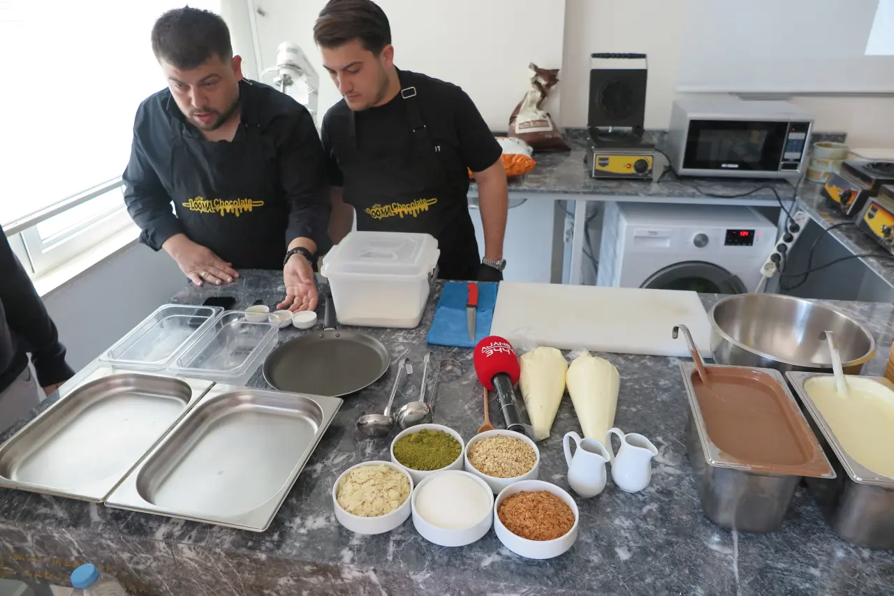 Sosyal Bilimler MYO’da Öğrencilere Tatlı Eğitimi 1