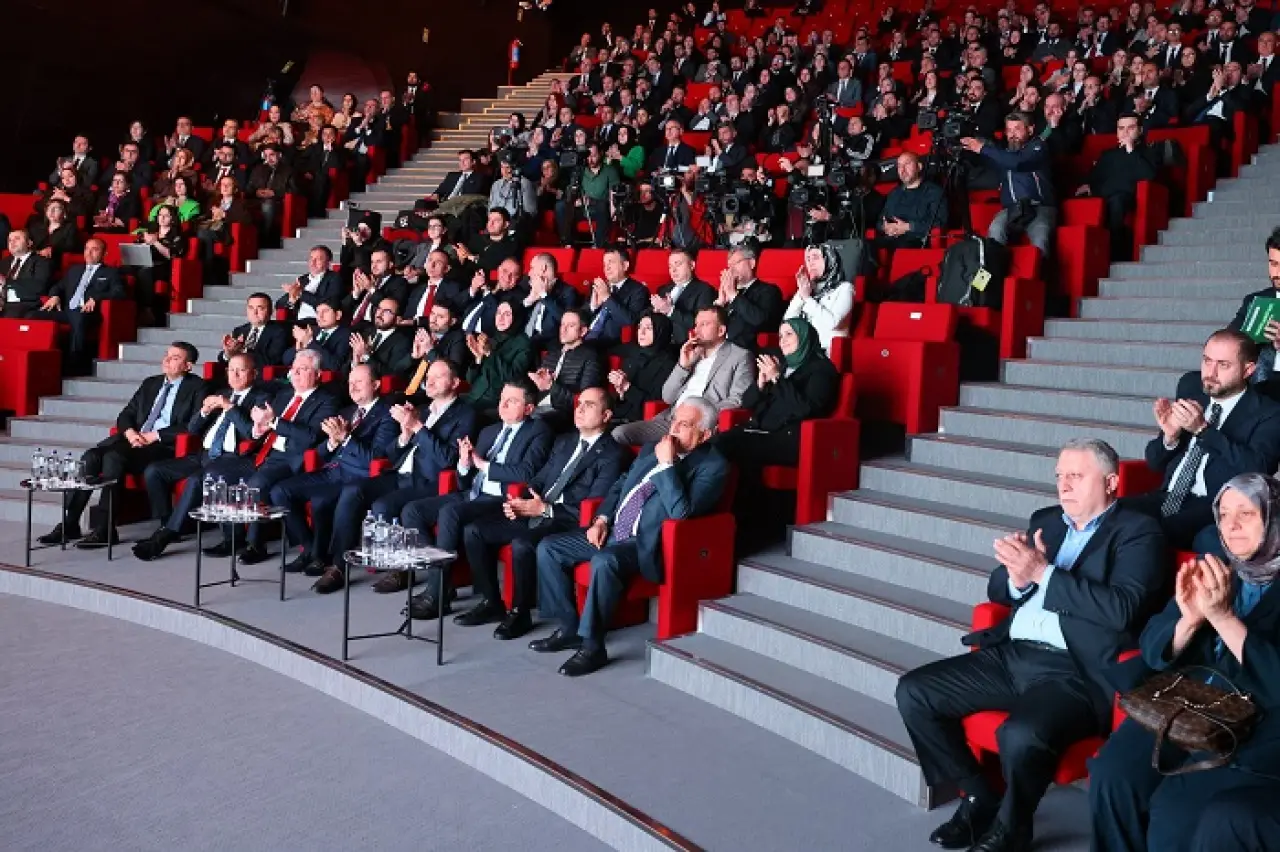 Ziraat Katılım ve Yeşilay’dan Dev İş Birliği: Bağımsız Kart Tanıtıldı 2