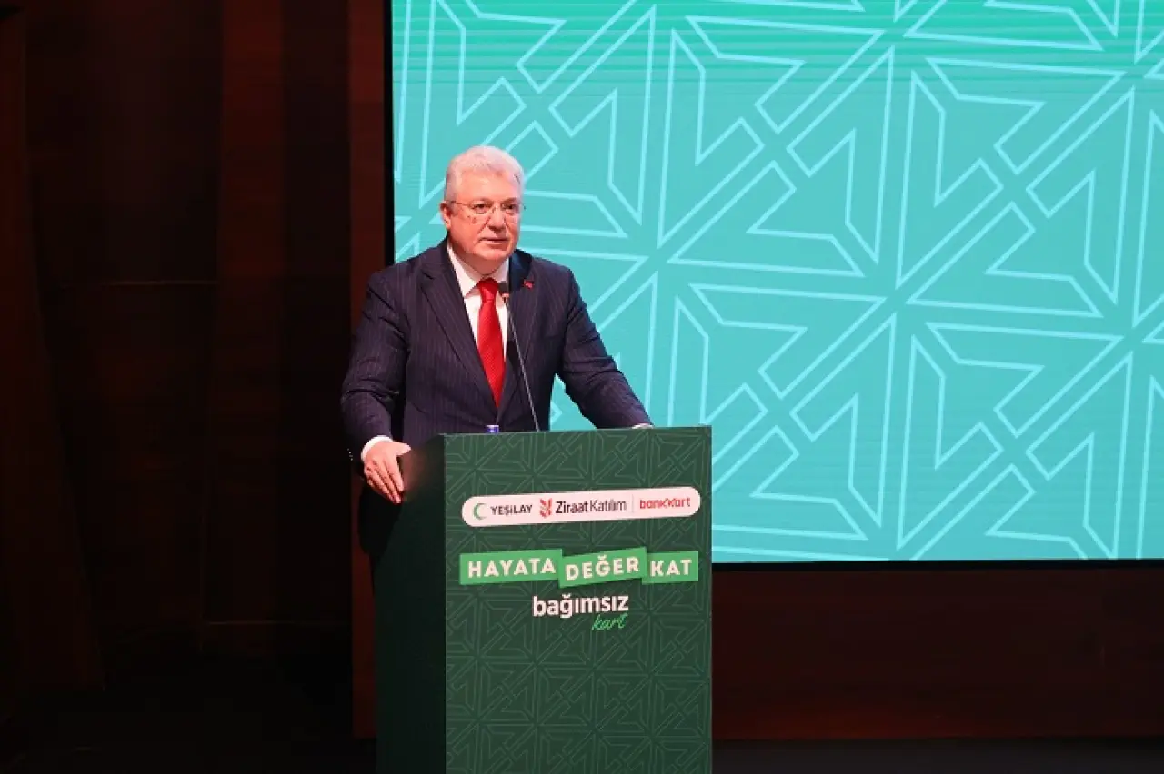 Ziraat Katılım ve Yeşilay’dan Dev İş Birliği: Bağımsız Kart Tanıtıldı 7