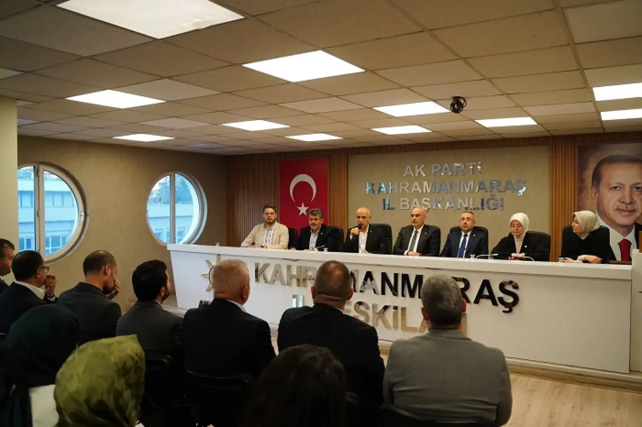 AK Parti Kahramanmaraş Kadroları İl Yönetiminde Buluştu 3