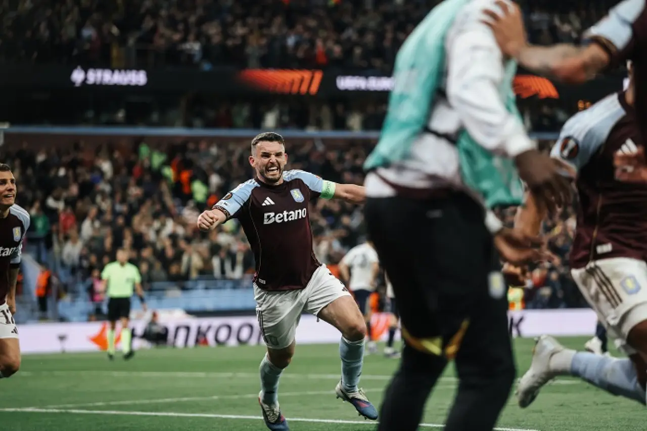 Aston Villa Nottingham Forest'ı Dağıttı: Final Biletini Aldı 4